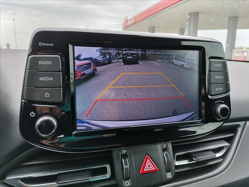 Hyundai i30 1,0 T-GDI Smart kombi - fotka 17 z 20