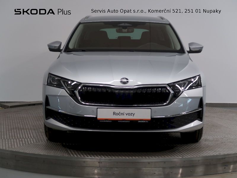 Škoda Octavia (2025) TOP SELECTION 2.0TDI 110KW DSG - fotka 4 z 44