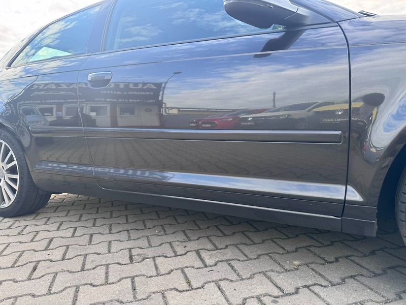 Audi A3 (2011) 2,0 TDI 103 KW 2. MAJ 2X KOLA - fotka 17 z 49