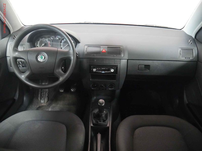 Škoda Fabia (2008) 1.2 HTP, ČR, AC - fotka 8 z 15