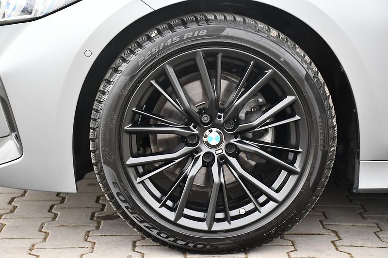 BMW Řada 3 320d xDrive MSPORT ČR 3LZÁRUKA - fotka 43 z 46