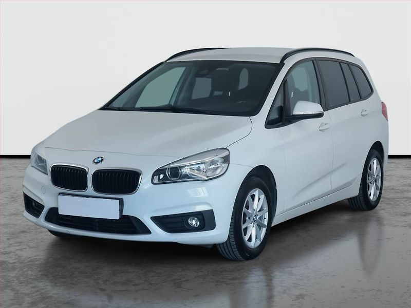 BMW Řada 2 (2017) 218i Gran Tourer, Serv.kniha - fotka 2 z 18