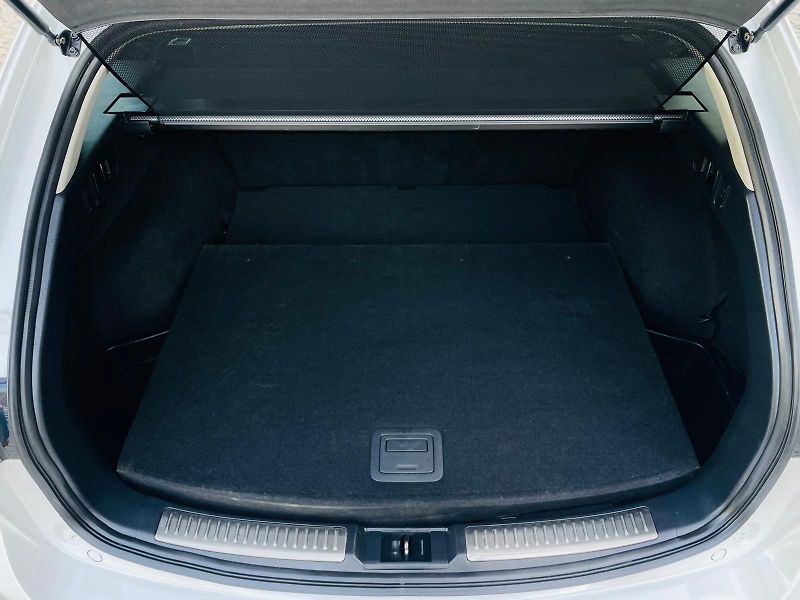 Mazda 6 2.0i 1.MAJITEL SERVISKA LPG - fotka 21 z 48