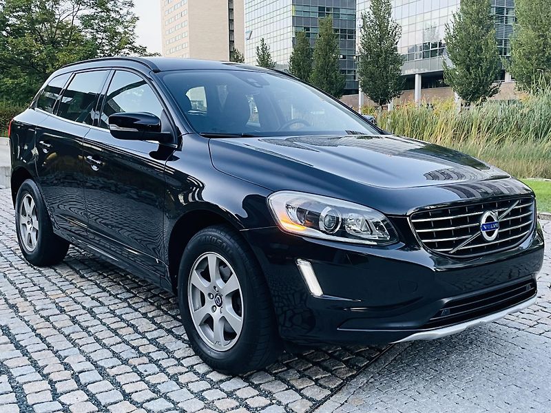 Volvo XC60 2.0D 5VÁLEC AUT TAŽNÉ VÝHŘEV - fotka 9 z 43