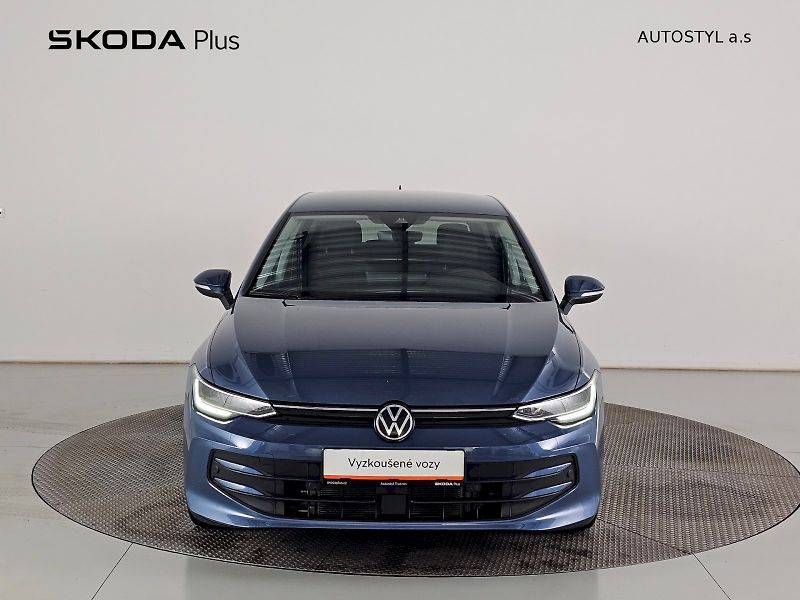 Volkswagen Golf (2024) 1,5 TSI 85kW LIFE - fotka 4 z 27