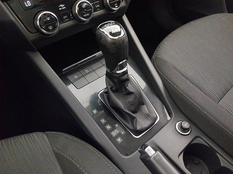 Škoda Octavia (2019) Style 2.0 TSI, 4X4, Automat - fotka 13 z 32