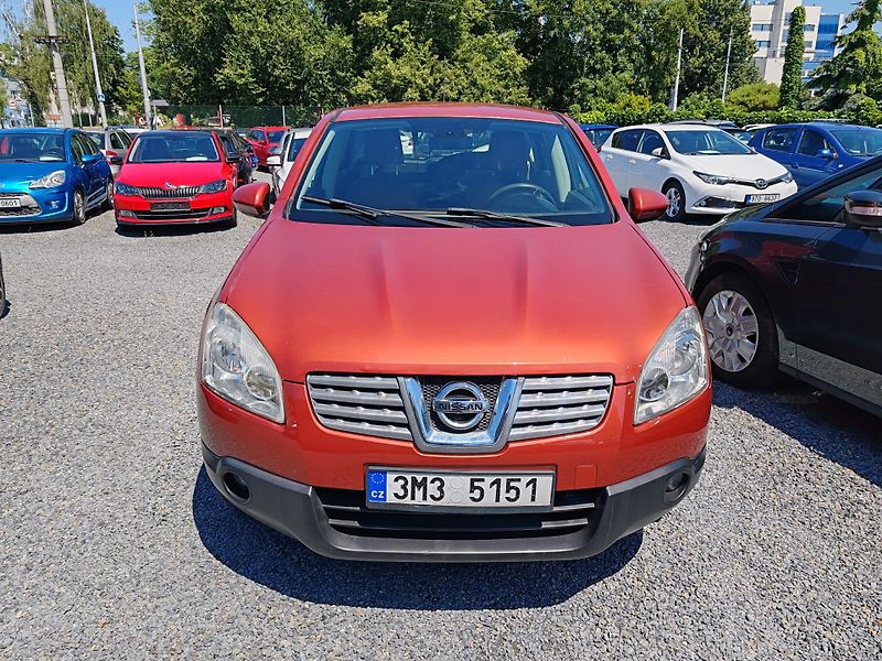 Nissan Qashqai 1.6  - fotka 3 z 19