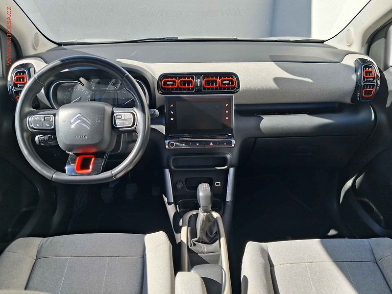 Citroën C3 Aircross (2017) 1.2PT, Shine, TZ - fotka 8 z 18