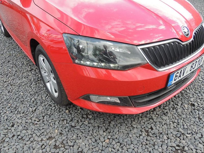 Škoda Fabia (2018) 1.0TSi Combi,70kw,Style,ČR1maj - fotka 11 z 52