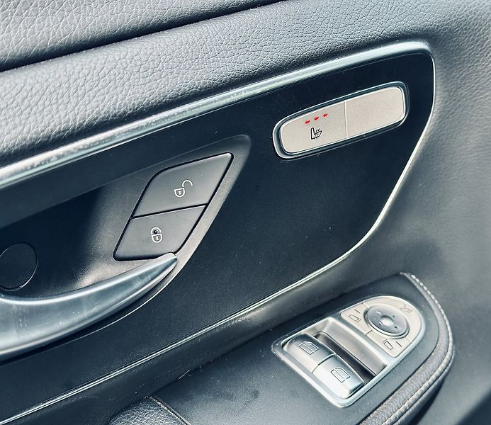 Mercedes-Benz Třídy V 300d AVG L 4M - fotka 18 z 30
