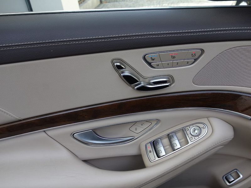 Mercedes-Benz Třídy S (2013) S500*4M*NOVÝ-MOTOR*TOP-SERVIS! - fotka 36 z 50