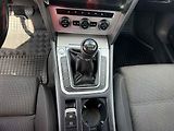 Volkswagen Passat (2015) 2.0TDi, AC - náhled 14