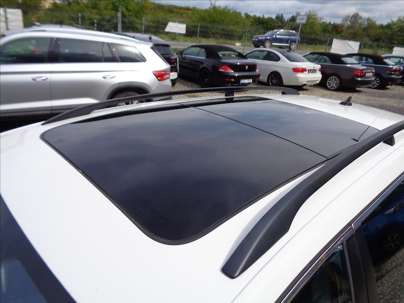 Volkswagen Passat 2,0 - fotka 17 z 17