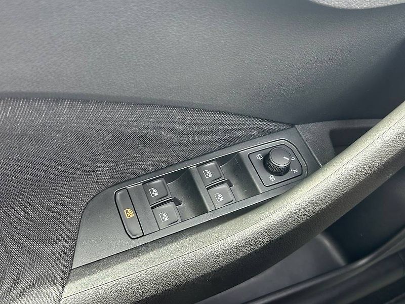 Škoda Scala Top Selection 7DSG 1,0TSI - fotka 20 z 24
