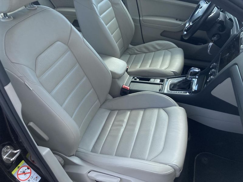 Volkswagen Golf (2019) MATRIX NAV DYNAUDIO WINTERPAKE - fotka 16 z 32