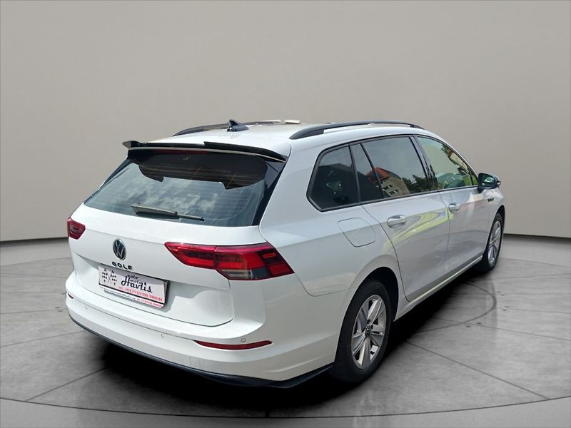 Volkswagen Golf 1,0 81kW LIFE KOMBI - fotka 7 z 23