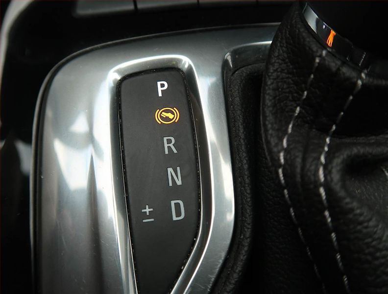 Opel Insignia (2018) 2.0 CDTI, Automat, Kůže, Navi - fotka 12 z 14