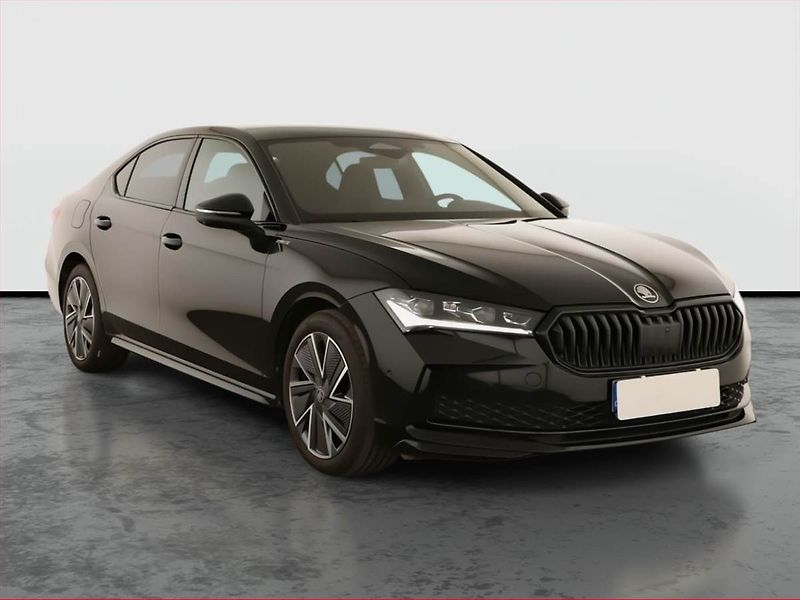 Škoda Superb (2025) 2.0 TDI, SPORTLINE, DPH - fotografie inzerátu