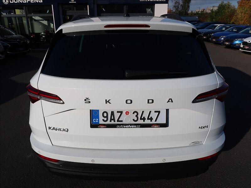 Škoda Karoq 2,0 TDi,110kW,1majČR,4x4,DPH - fotka 8 z 28