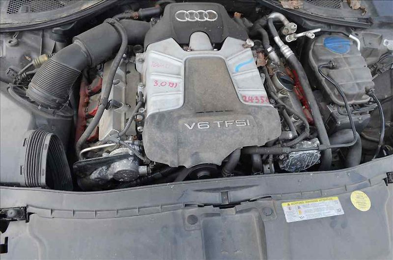 Audi A7 (2011) SPORTBACK 3,0 TFSI QUATTRO - fotka 15 z 27