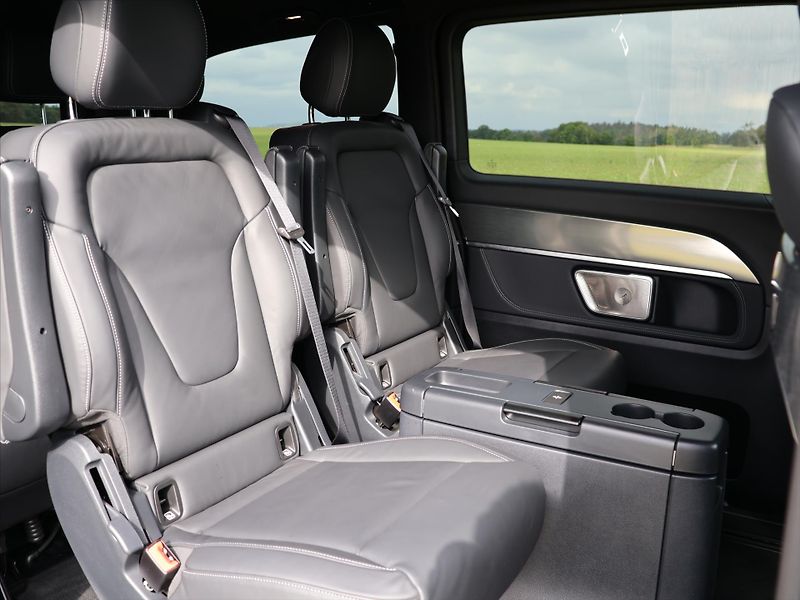 Mercedes-Benz Třídy V 2,0 300d 4Matic Long Exclusive - fotka 15 z 54