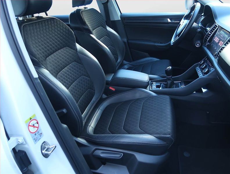 Škoda Kodiaq (2019) Style 1.5 TSI, Kůže, Navi - fotka 9 z 19