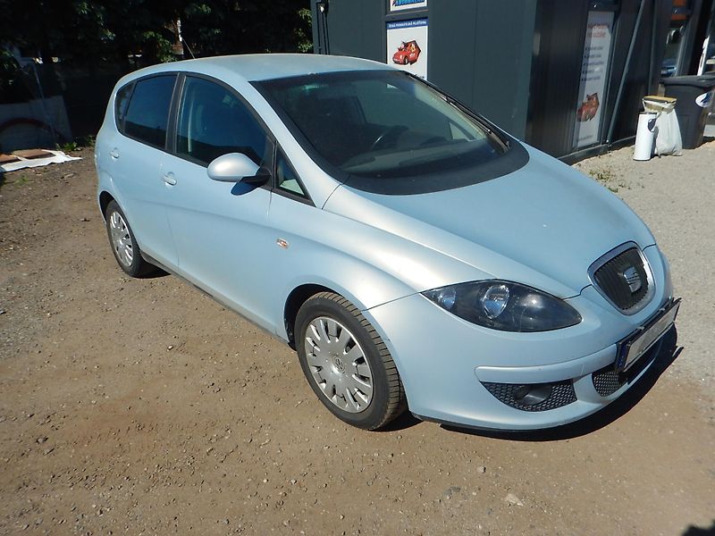 Seat Altea XL 1.9 TDI, KLIMA - fotka 4 z 23