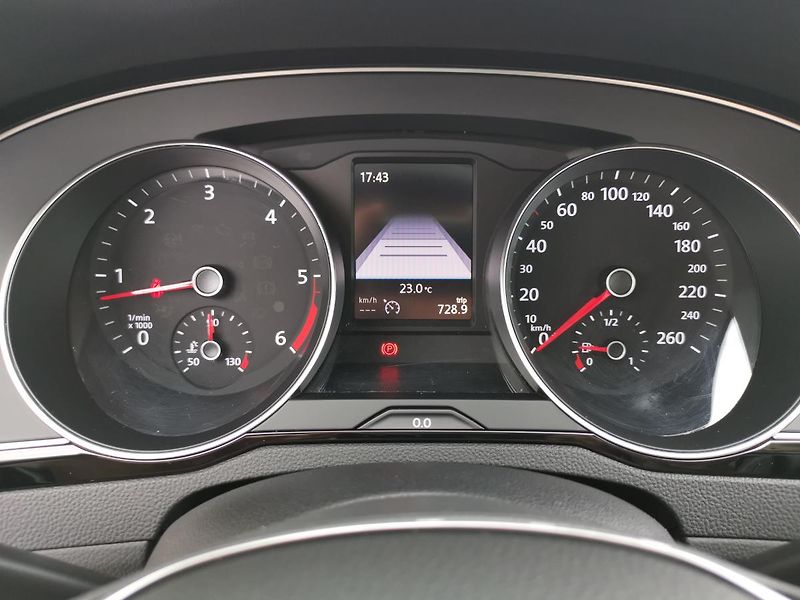 Volkswagen Passat HIGHLINE*110KW*LED*ALCANTARA* - fotka 60 z 85