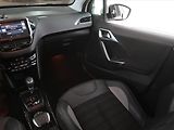 Peugeot 2008 (2016) Allure 1.2 PureTech, Automat - náhled 8