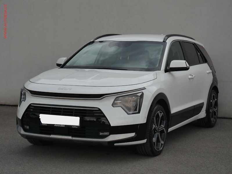 Kia Niro (2022) 1.6 GDi HEV, ČR, AT, LED - fotka 3 z 24