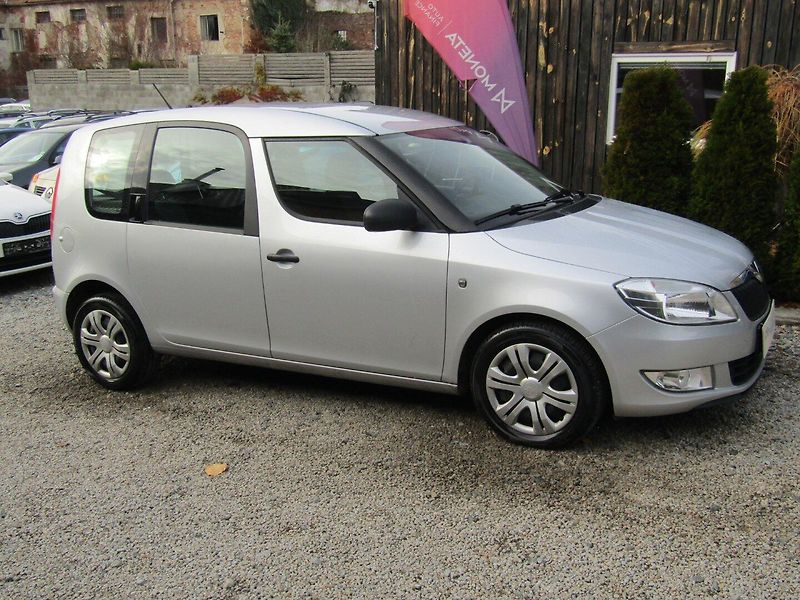 Škoda Roomster (2011) 1.6 TDI 66kW  BEZ KOROZE - fotka 8 z 34