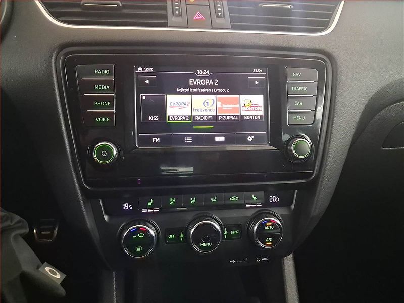 Škoda Octavia (2015) RS 2.0 TDI, Serv.kniha, Kůže - fotka 12 z 16