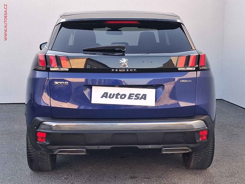 Peugeot 3008 (2016) 2.0 HDi, GT Line, LED, navi - fotka 5 z 18