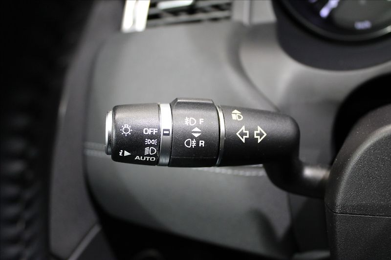 Land Rover Range Rover Evoque 2,0 SE Td4 132 kW Panorama - fotka 15 z 34