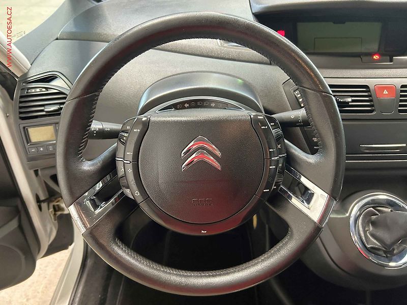 Citroën C4 Picasso (2012) 1.6VTi, AC, tempo - fotka 15 z 16