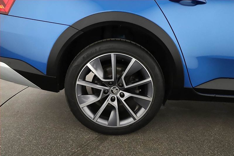 Škoda Superb (2021) Scout 2.0 TDI - fotka 19 z 19