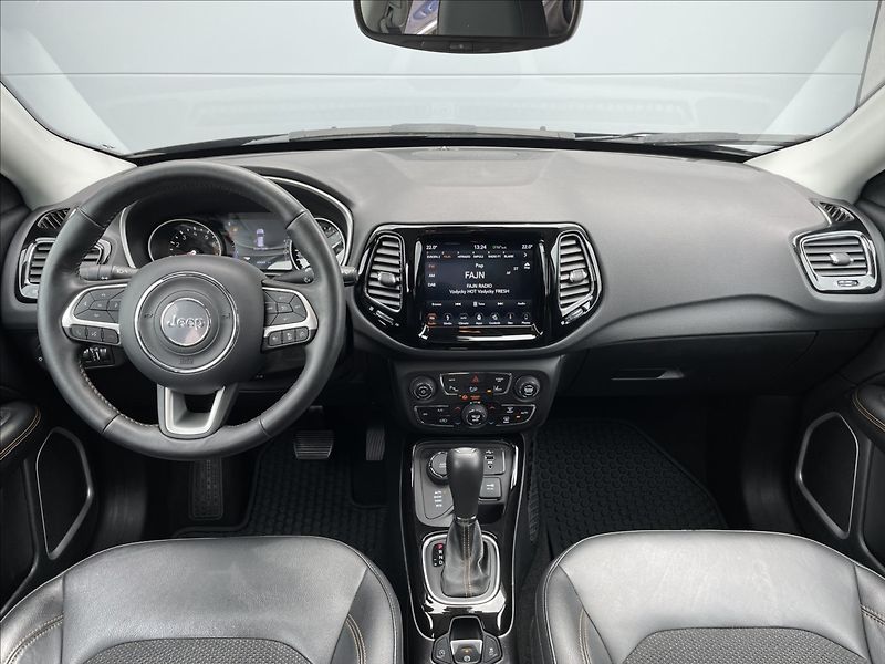 Jeep Compass 1,4 MultiAir AT9 Limited ČR.4x - fotka 9 z 29