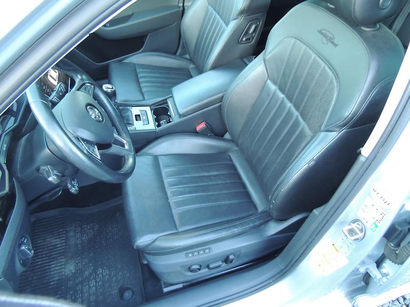Škoda Superb (2017) 2.0TDi,140kw,L&K,ČR - fotka 36 z 66