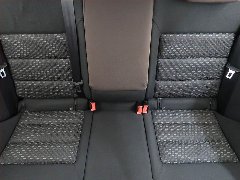 Škoda Octavia (2012) 1.6, nová STK, jezdí výborně - fotka 10 z 12
