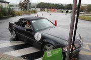 Mercedes Benz SL 320 z roku 1993.