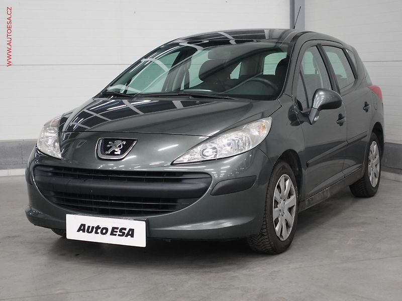 Peugeot 207 (2009) 1.6i, AC - fotka 3 z 21