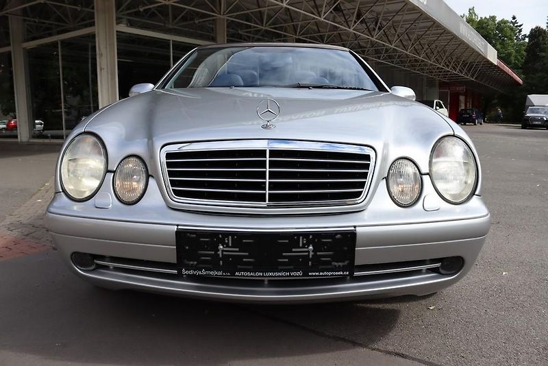 Mercedes-Benz CLK 55 AMG V8 CABRIO 255kW - fotka 4 z 50