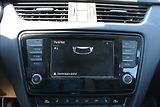 Škoda Octavia 1,6 TDi  DSG,STLYLE,SERVISKA - náhled 25