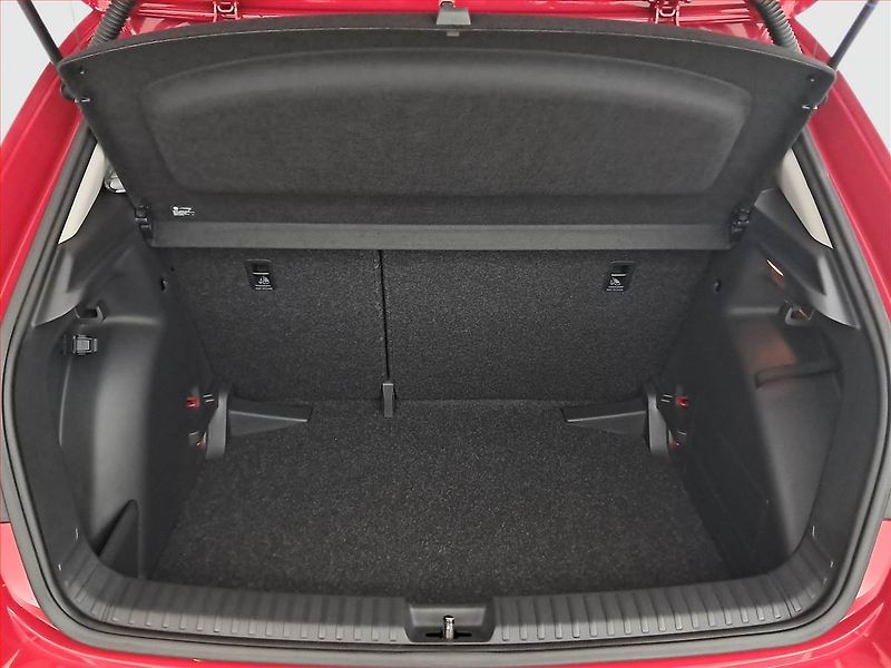 Škoda Fabia (2021) Style Plus 1.0 TSI, ČR,1.maj - fotka 13 z 17