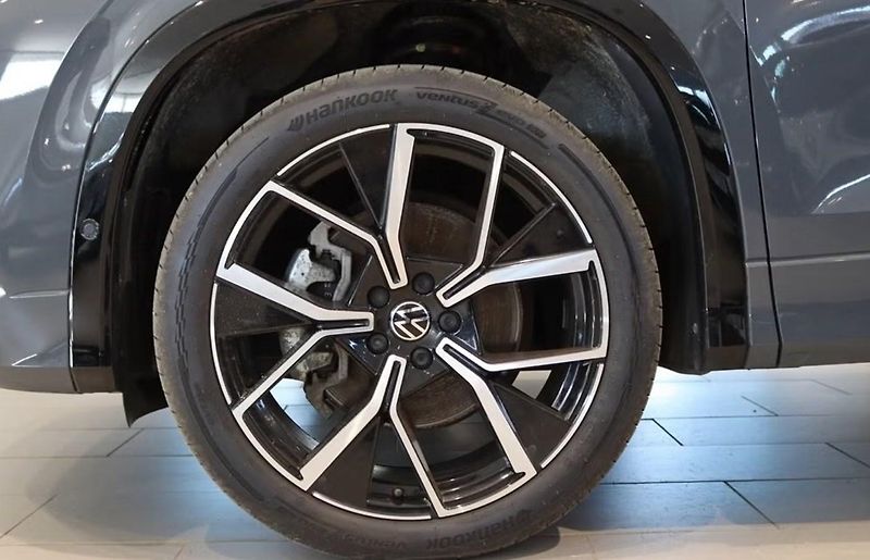 Volkswagen Tayron 2.0 TDI 4M 7 míst Pano. Taž.   - fotka 4 z 17