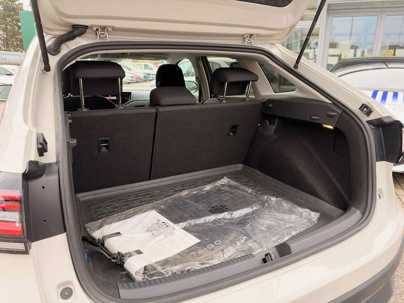 Volkswagen Taigo Style 1,5 TSI 110KW DSG - fotka 23 z 23