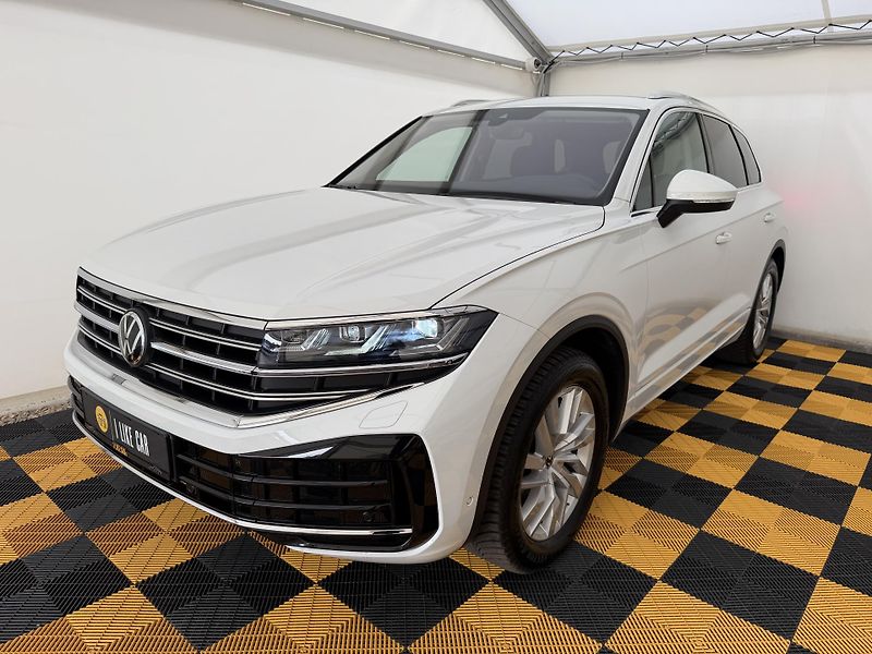 Volkswagen Touareg 3.0Tdi*1-MAJ*DPH*ELEGANCE* - fotka 2 z 45
