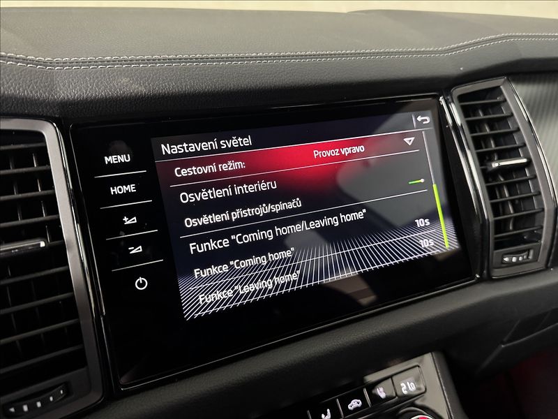 Škoda Kodiaq 2,0 TDi  DSG Sportline Virtual - fotka 32 z 50