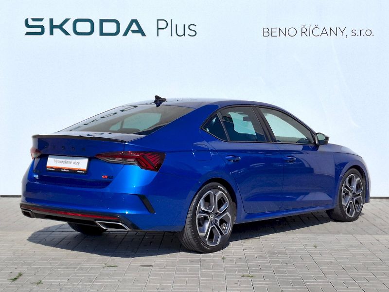 Škoda Octavia (2023) RS DSG 2,0TDi 147kW - fotka 2 z 35