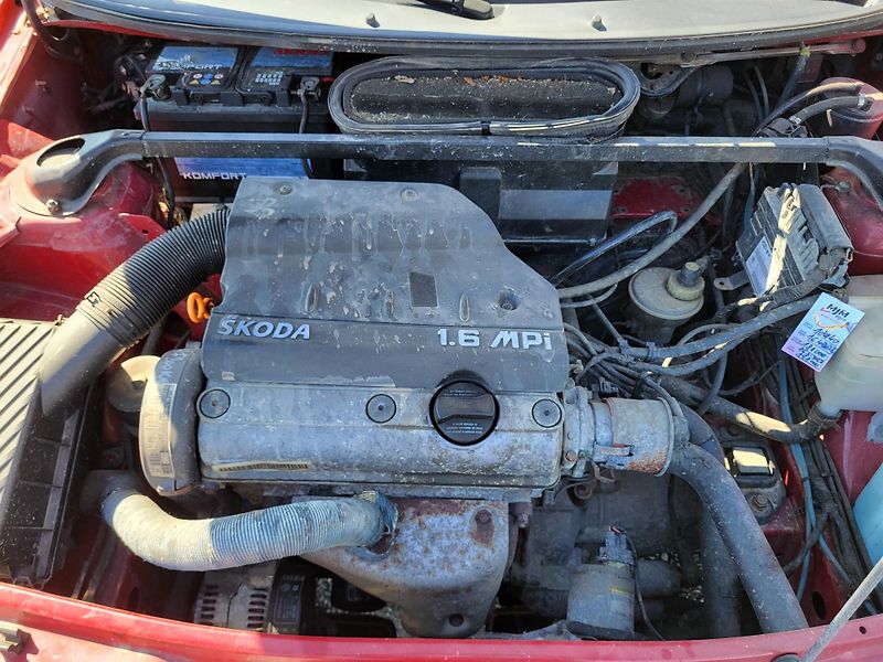 Škoda Felicia Combi LX 1.6 MPI 55kW - fotka 18 z 28